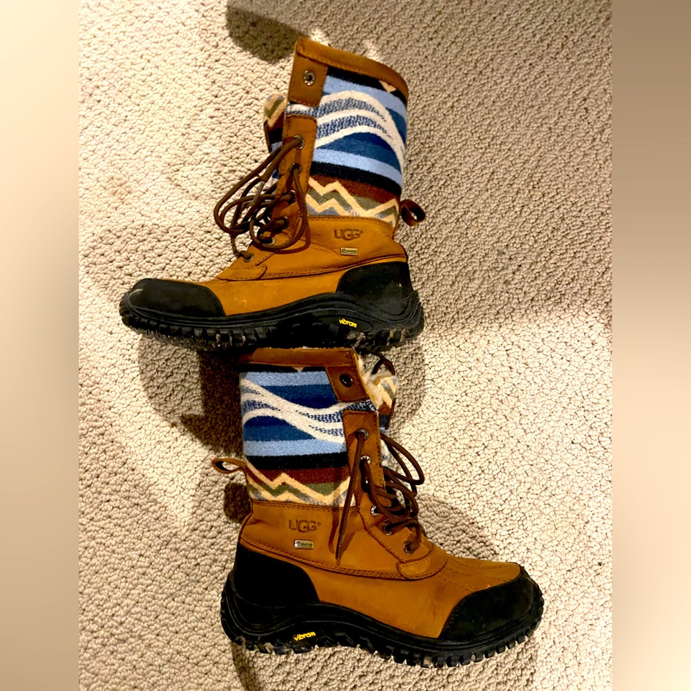 UGG Adirondack Pendleton Chestnut W 8